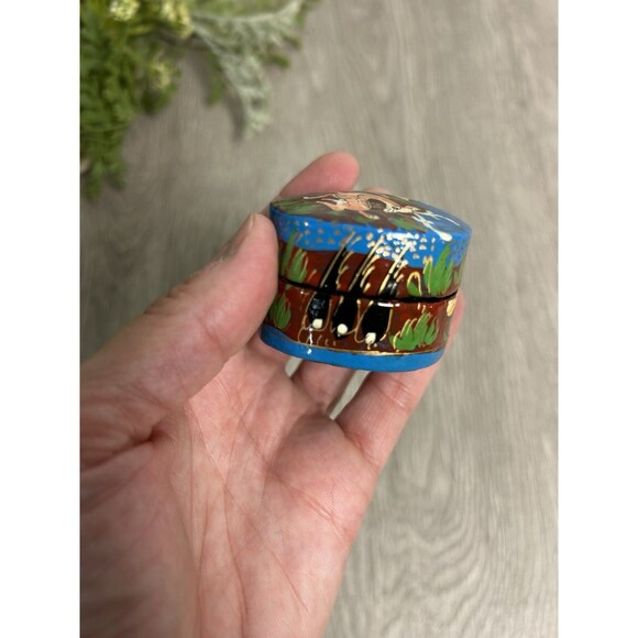 Vintage Paper Mache Black Lacquer Box Hand Painted Deer Trinket Jewelry Stash - Picture 6 of 10